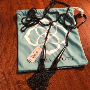 Phara tassel lariat necklace in gunmetal